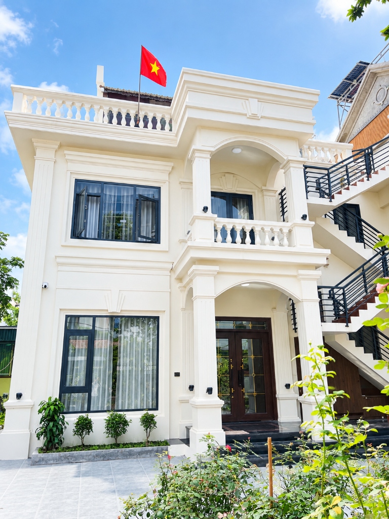 Công ty cổ phần đầu tư và phát triển Apex Window